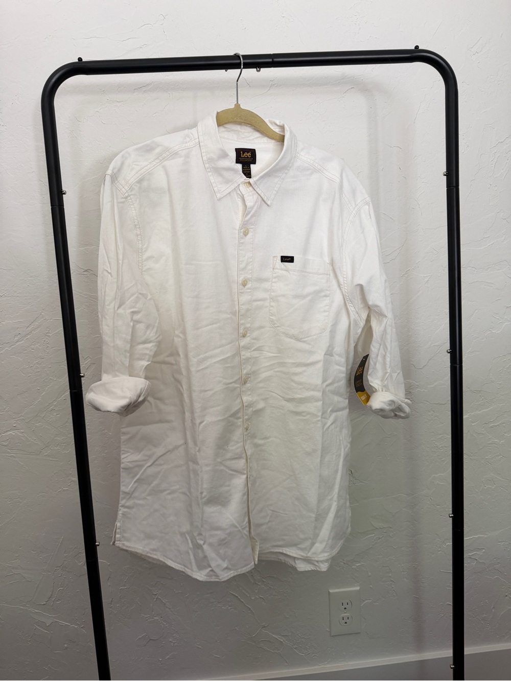 Lee Men's White Long-Sleeve Button-Up Shirt with Chest Pocket